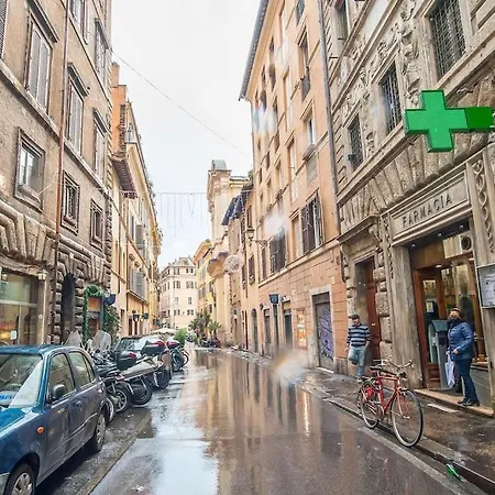 La Corte Antica Dei Banchi Vecchi Appartement *